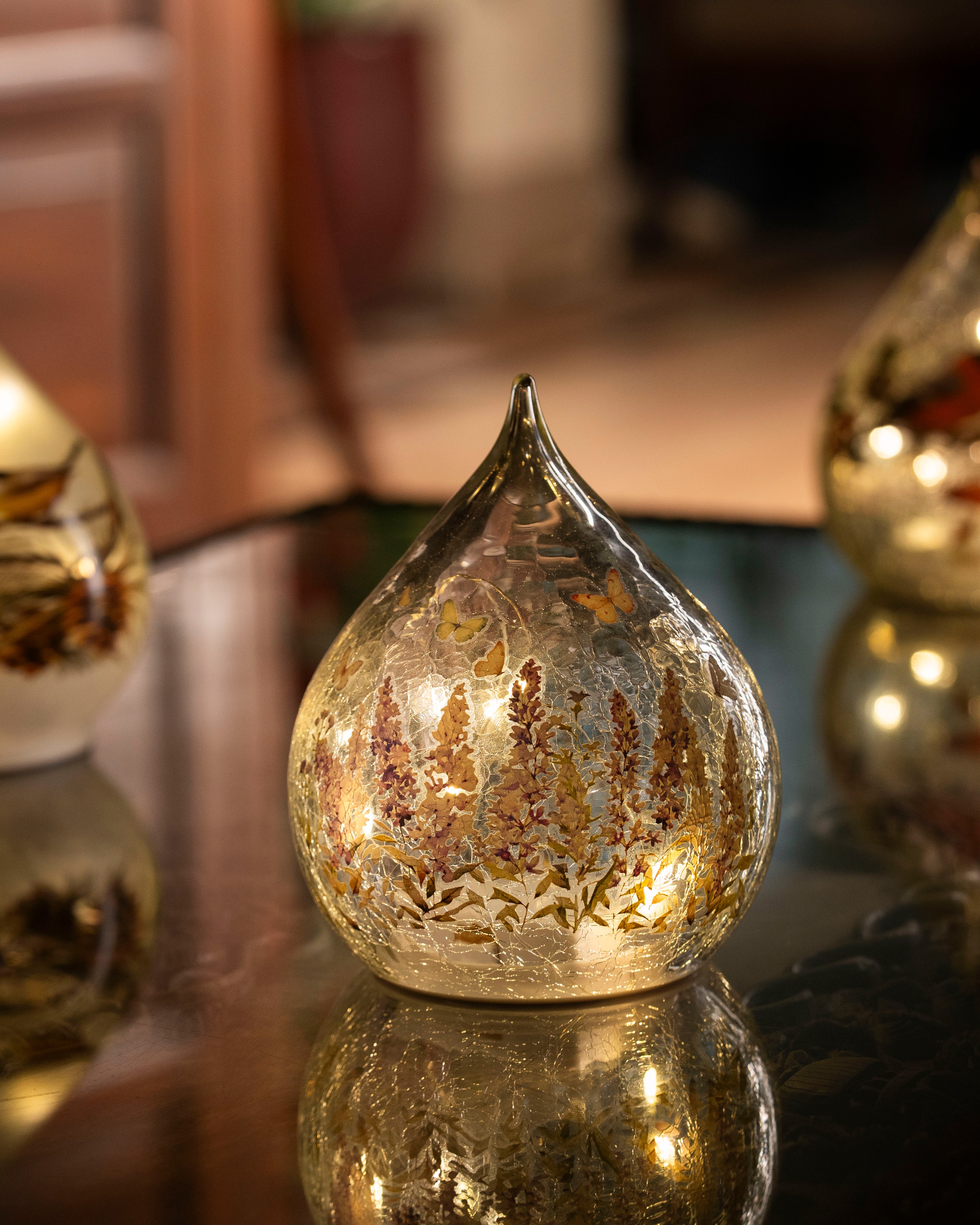 Lavender Meadows – Tear Drop Glass Lamp