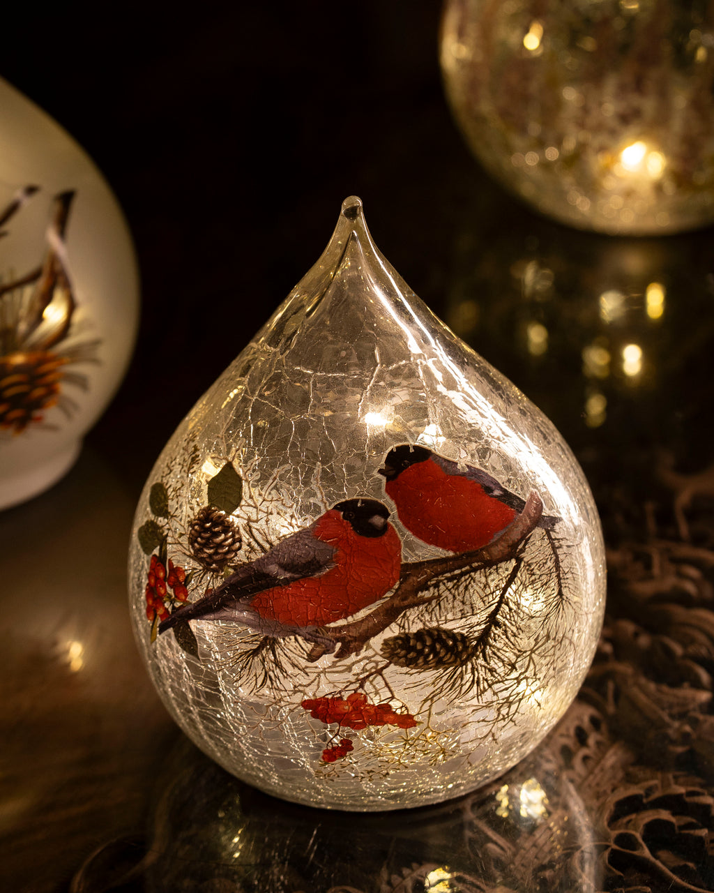 Finche’s Winter Song – Tear Drop Glass Lamp