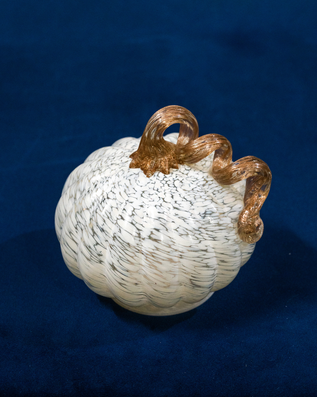 Venetian Ivory – Handblown Glass Pumpkin Lamp