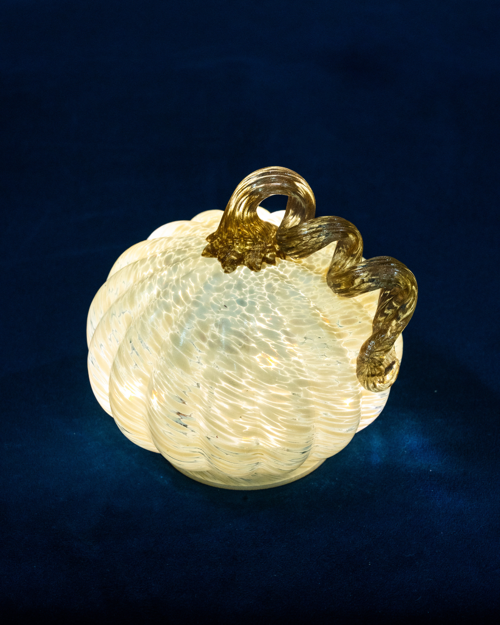 Venetian Ivory – Handblown Glass Pumpkin Lamp